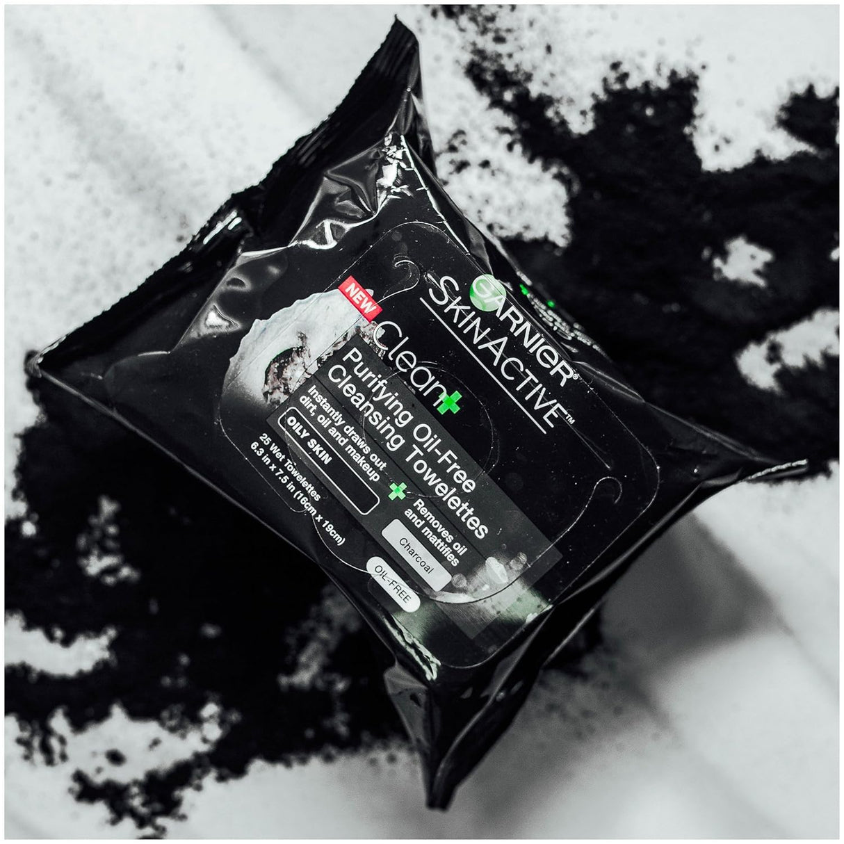 Garnier SkinActive Clean+ Charcoal Oil-Free Makeup Remover Wipes - Pack of 25 for Effortless Cleansing and Refreshed Skin